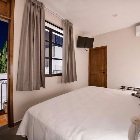 Casa Irake Hotel Гуадалахара Екстериор снимка