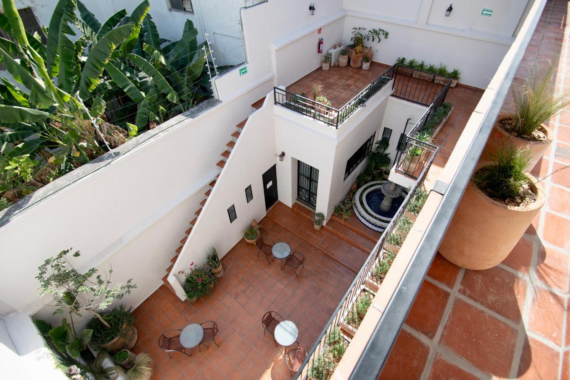 Casa Irake Hotel Гуадалахара Екстериор снимка