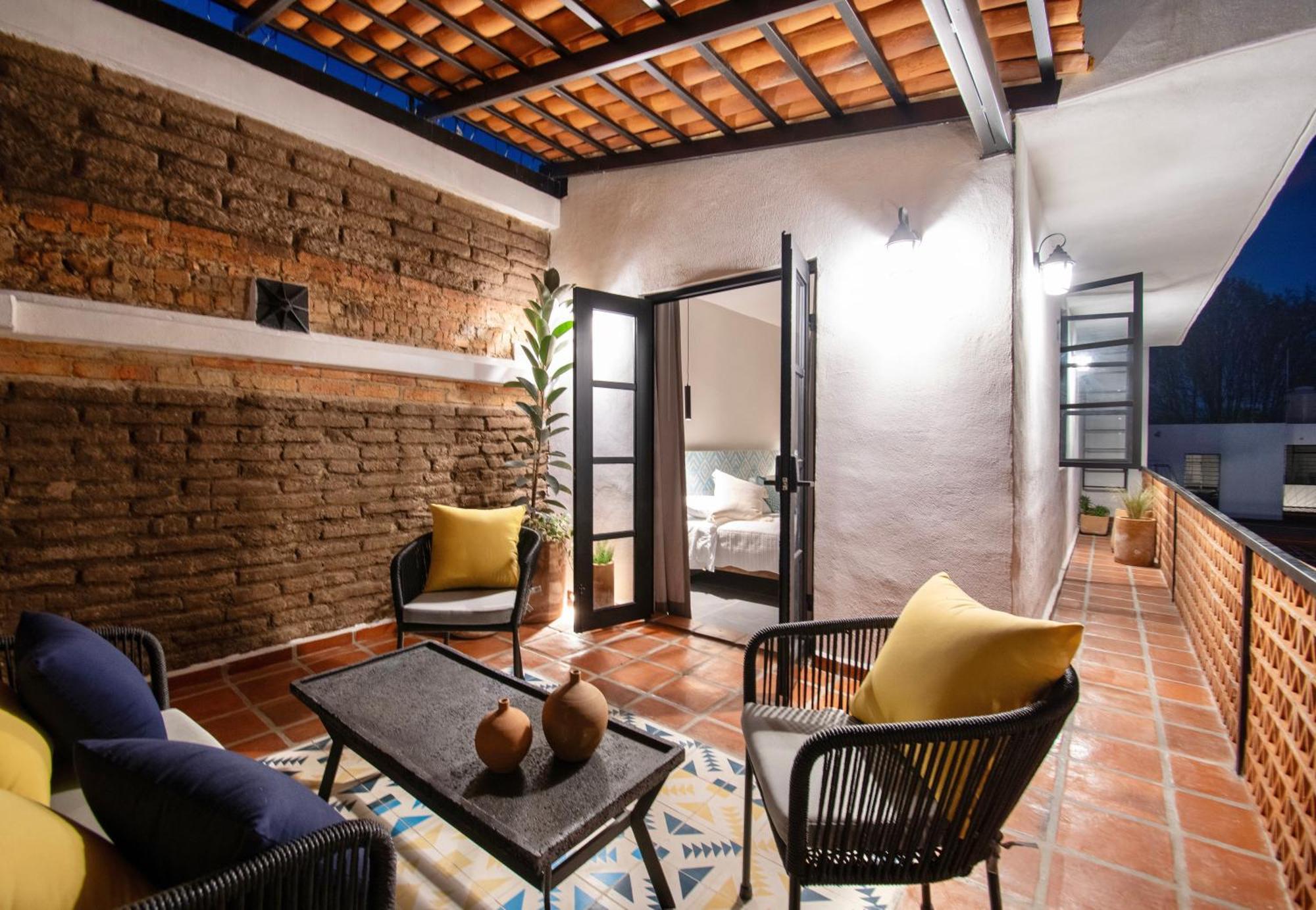 Casa Irake Hotel Гуадалахара Екстериор снимка